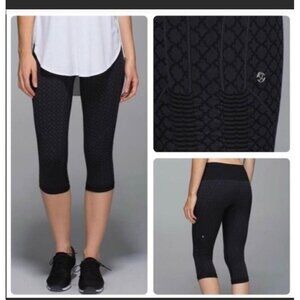Lululemon Geo In The Flow Rushed Cropped Seamless Leggings Size 8